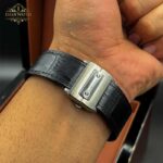 ساعت مچی کارتیر مدل سانتوز زنانه مردانه فول دایموند بند مشکی تمام نگین Watch Cartier S100