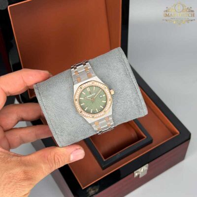 ساعت زنانه اودمار پیگه دو رنگ رزگلد نقره ای صفحه سبز Audemars piguet 2025