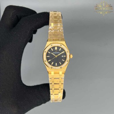 ساعت زنانه اودمار پیگه طلایی صفحه مشکی Audemars piguet 2030