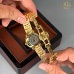 ساعت مچی زنانه ورساچه طلایی صفحه سفید Versace 5069Q