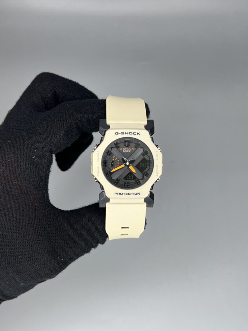 ساعت مچی کاسیو جیشاک مردانه Casio G-Shock-2300 رنگ کرمی - تصویر 1