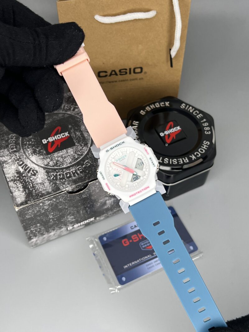 ساعت مچی کاسیو جیشاک مردانه Casio G-Shock-2300 رنگ سفید با بند آبی صورتی - تصویر 3