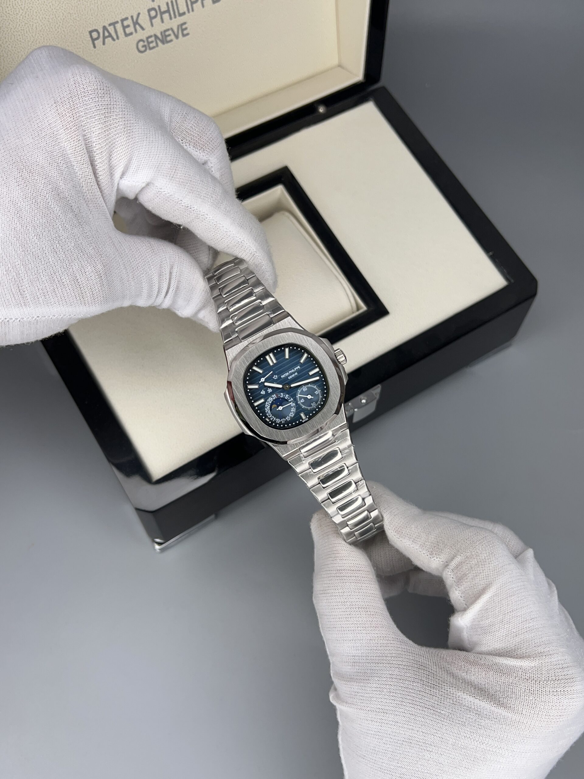 ساعت مچی مردانه پتک فیلیپ ناتیلوس Patek Philippe Nautilus 5084