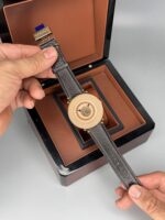 ساعت مچی مردانه ورساچه Versace V2025 - تصویر 4