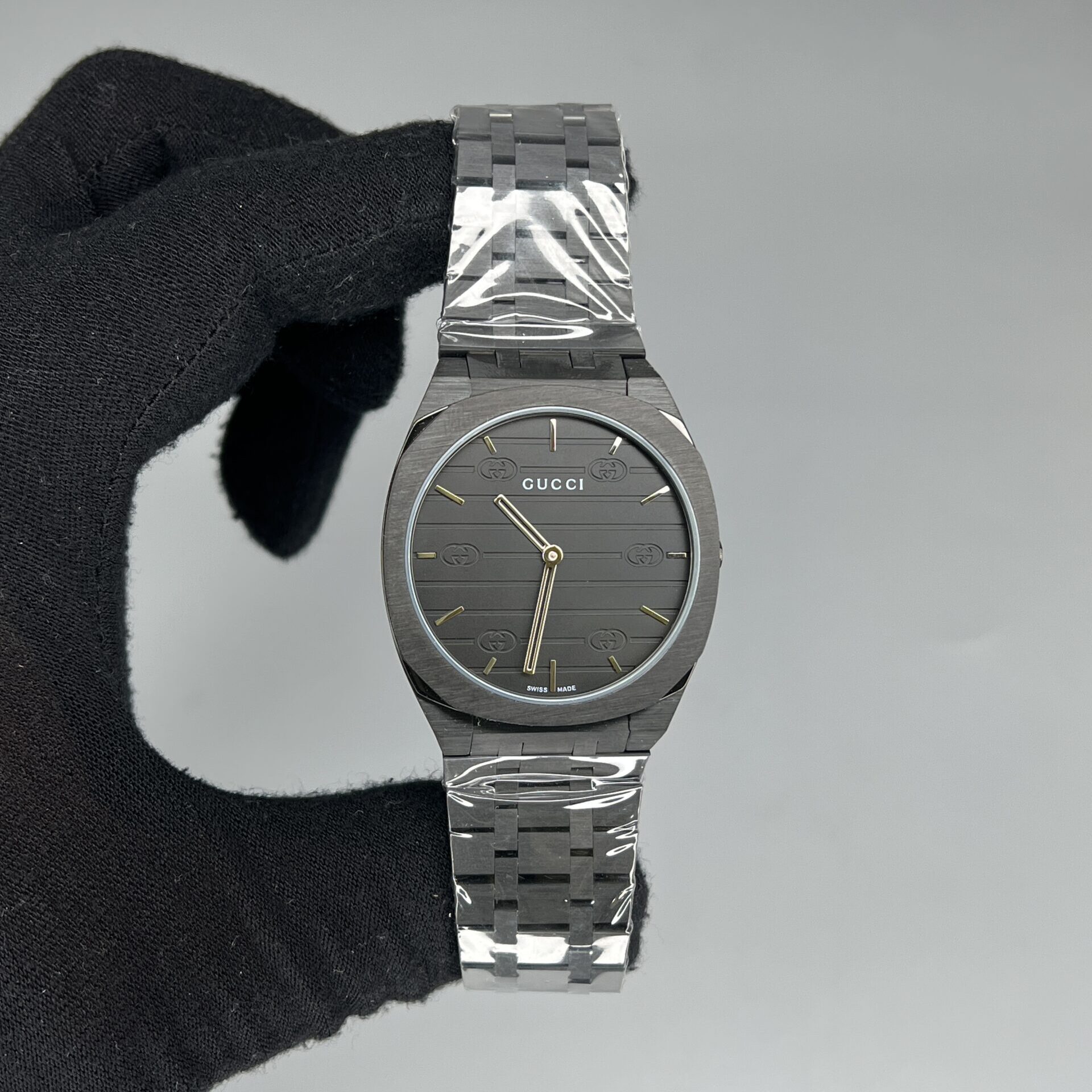 IMG_9813 ساعت مچی مردانه گوچی Gucci V2006 - تصویر 1