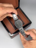 ساعت مچی مردانه گوچی Gucci V2006 - تصویر 2